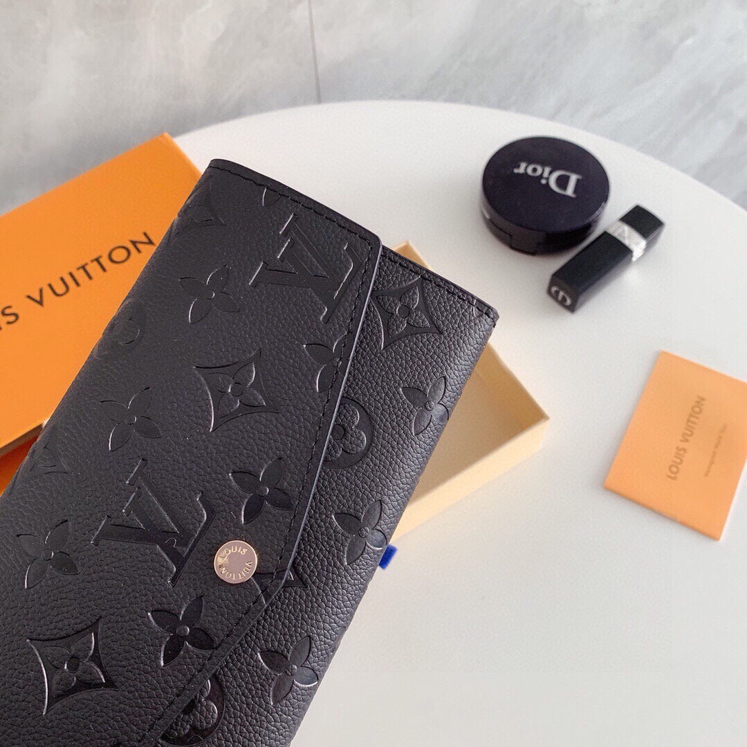 Louis new arrival wallet size;19x10 cm