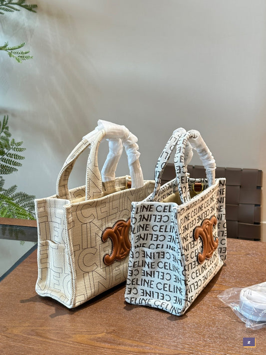 Ce Thais tote bag size : 26 cm