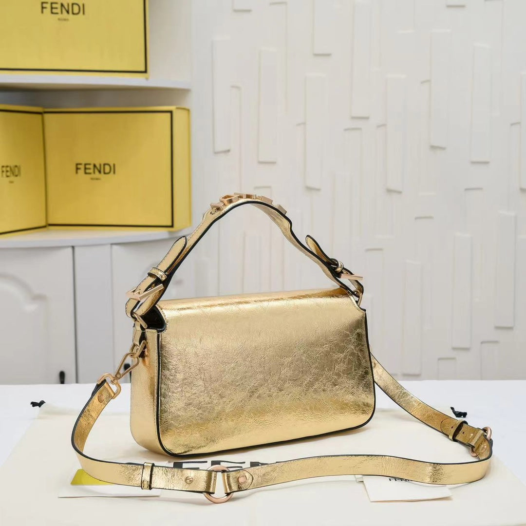 Fen new arrival BAGUETTE bag size: 27*15*6
