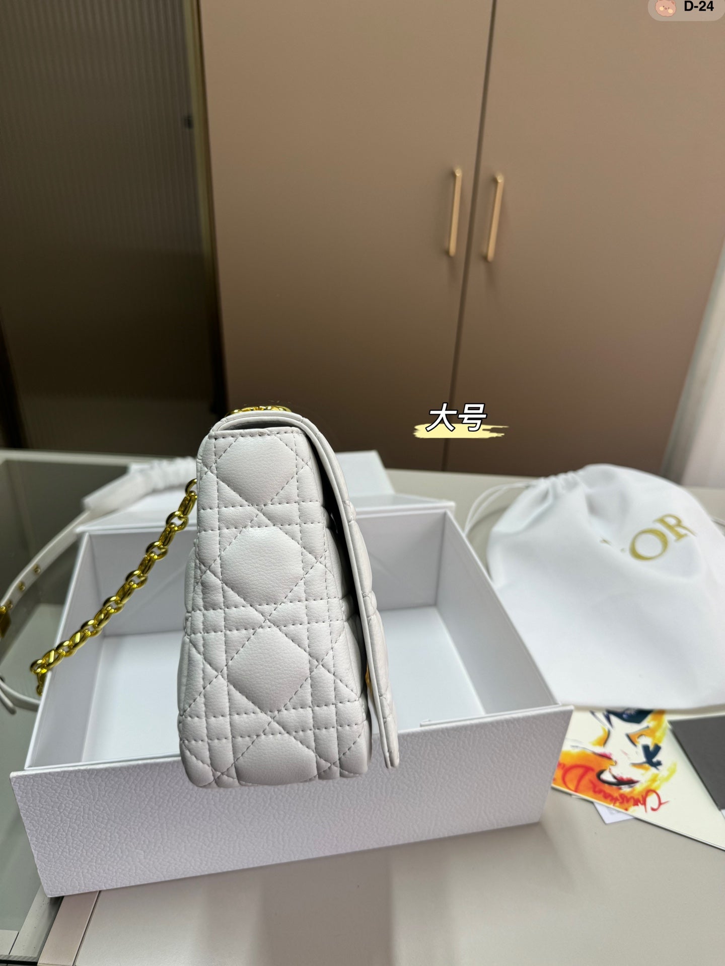 D new arrival women bag size: 25×15 cm