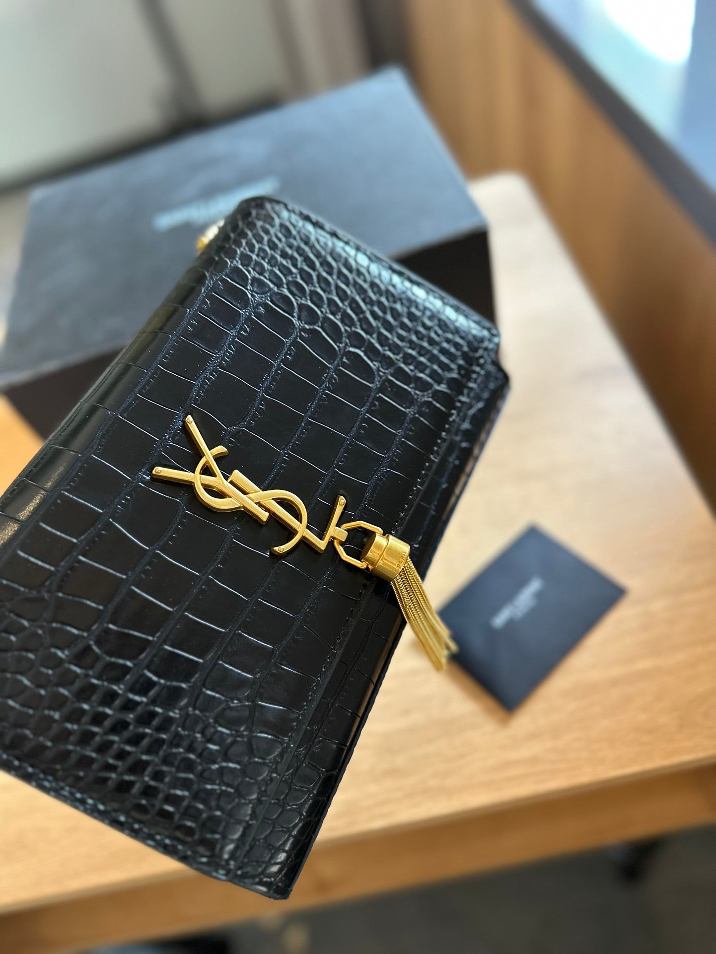 YSL Kate Woc monogram logo bag size 22×17cm