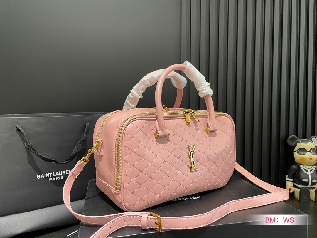 Y new arrival travel bag size: 30*17 cm