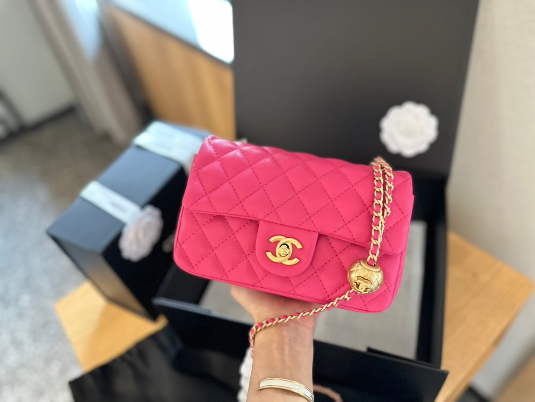 CC new arrival bag size: 20 cm