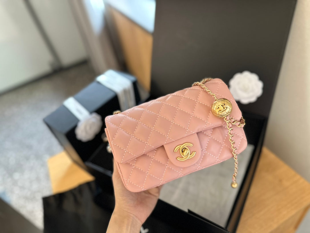 CC new arrival bag size: 20 cm