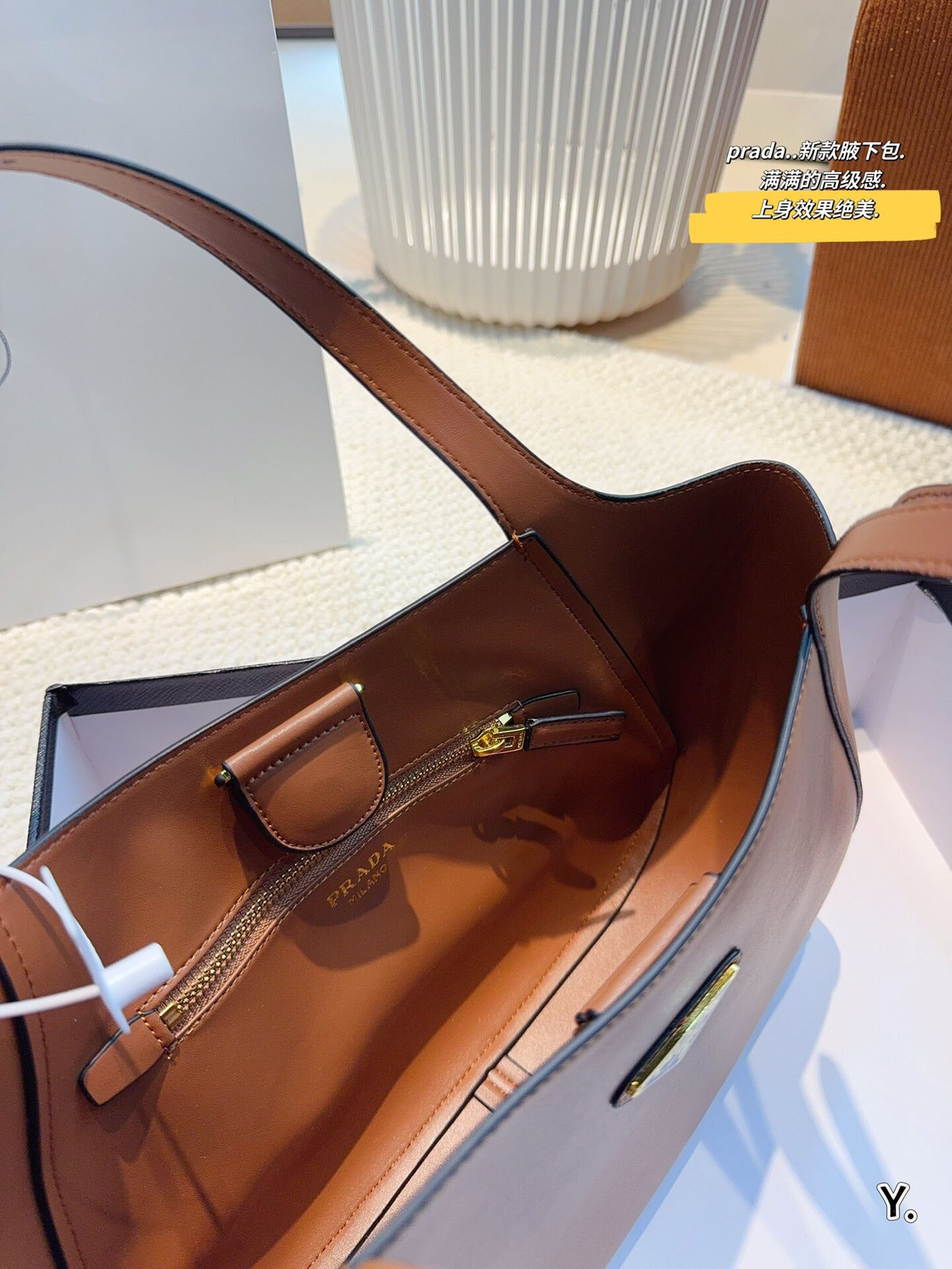 Pra new arrival hobo bag size: 27*7*19cm