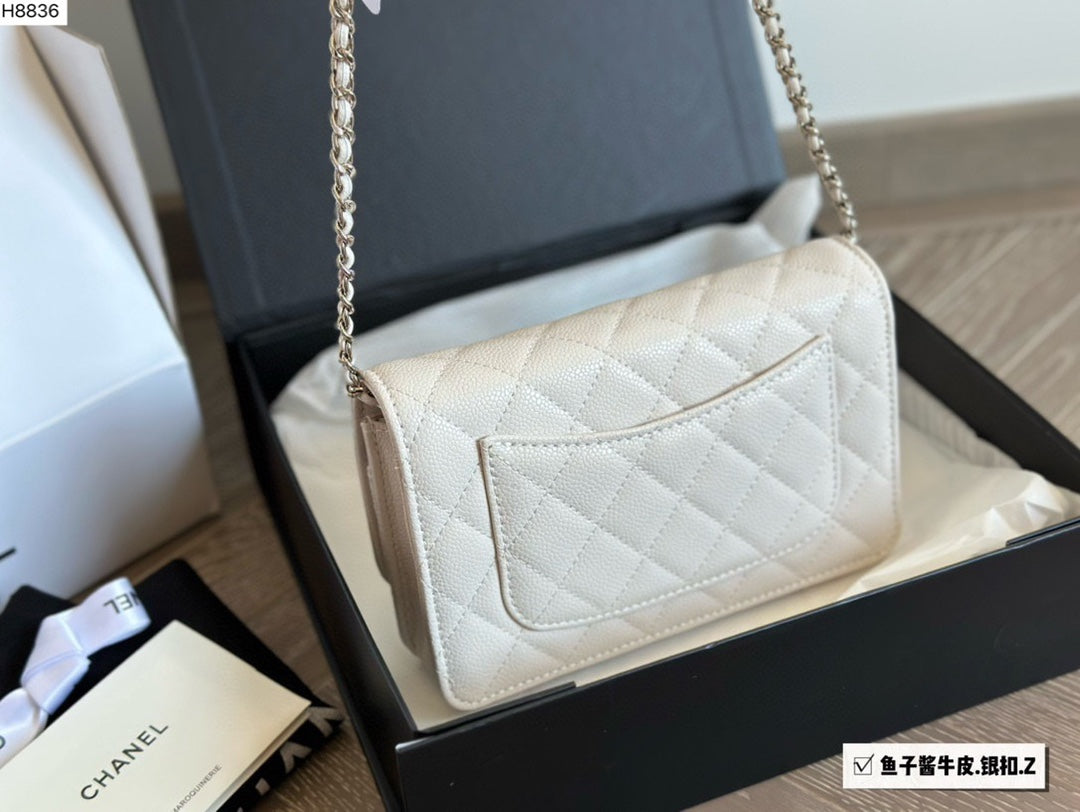 CC new arrival woc caviar leather bag size:19 * 12cm