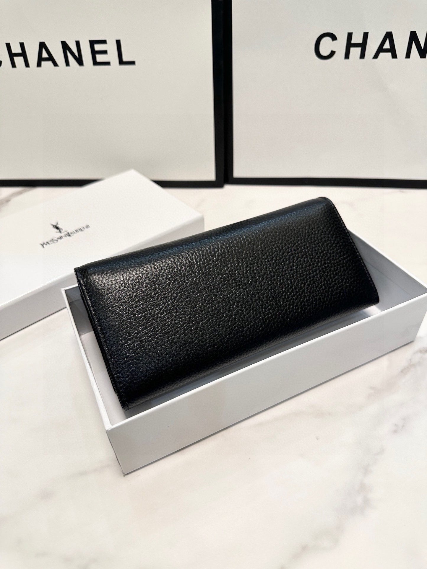 Y new arrival wallet size:  19x10 cm