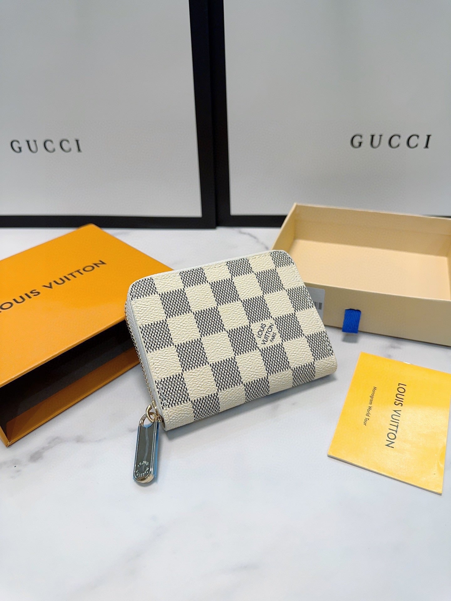 Louis Zippy Coin Purse wallet size: 11x8 cm