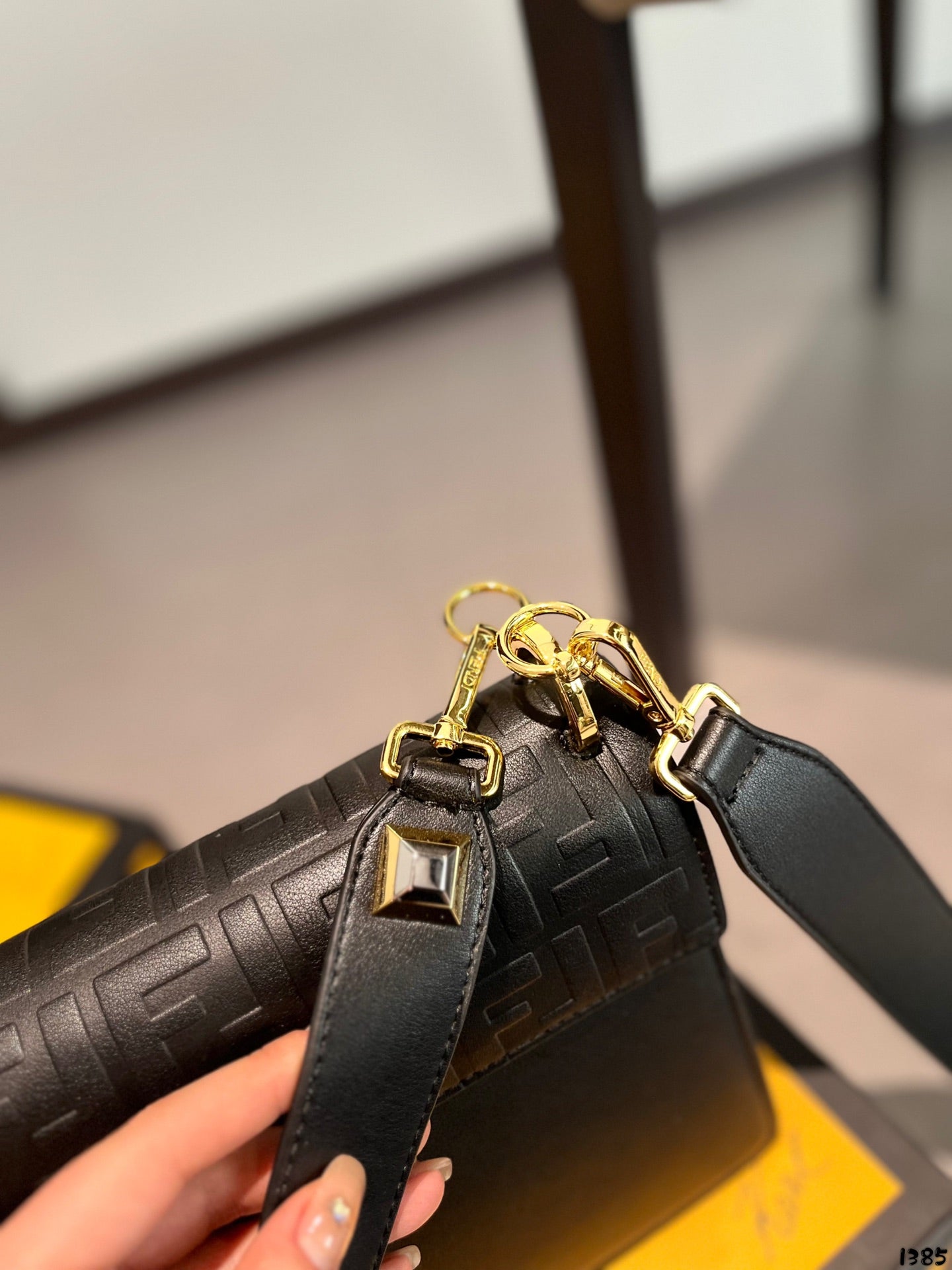 FEN Kan U new arrival bag size: 24* 18 cm