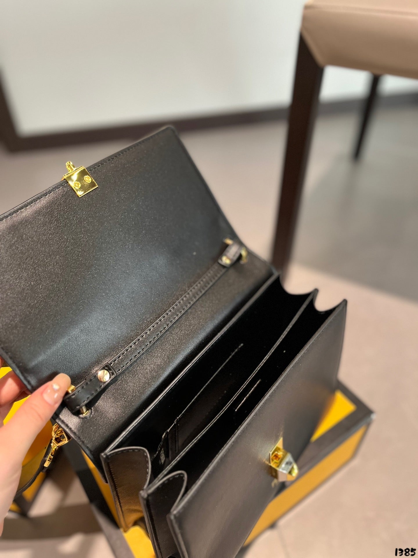 FEN Kan U new arrival bag size: 24* 18 cm