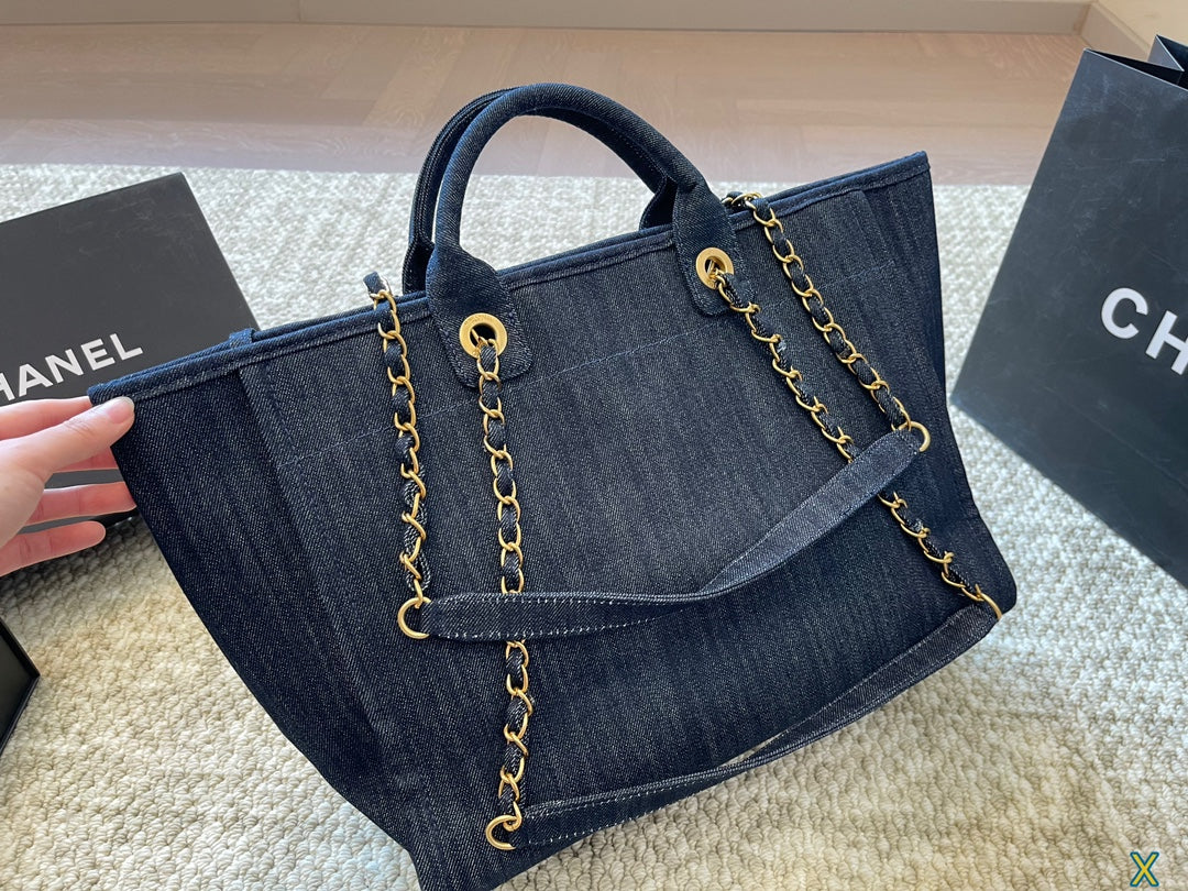 CC new arrival denime tote bag size:  37 * 31 cm