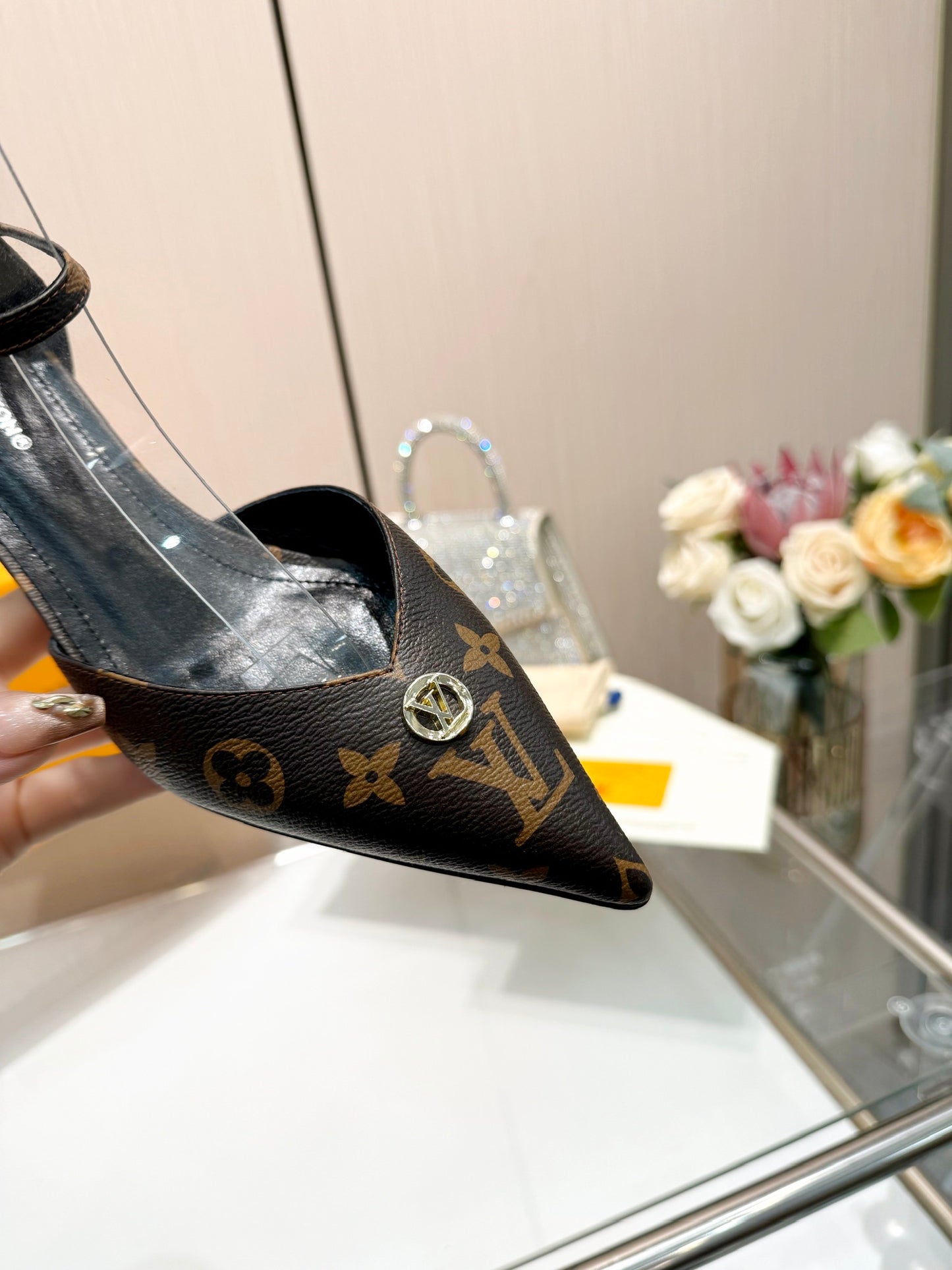 Louis new arrival women shoes heels 4 cm