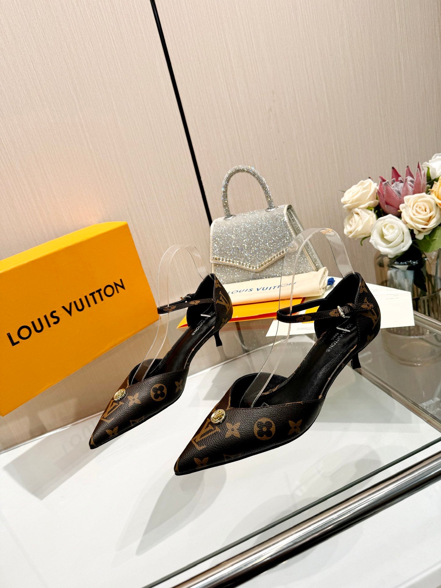Louis new arrival women shoes heels 4 cm