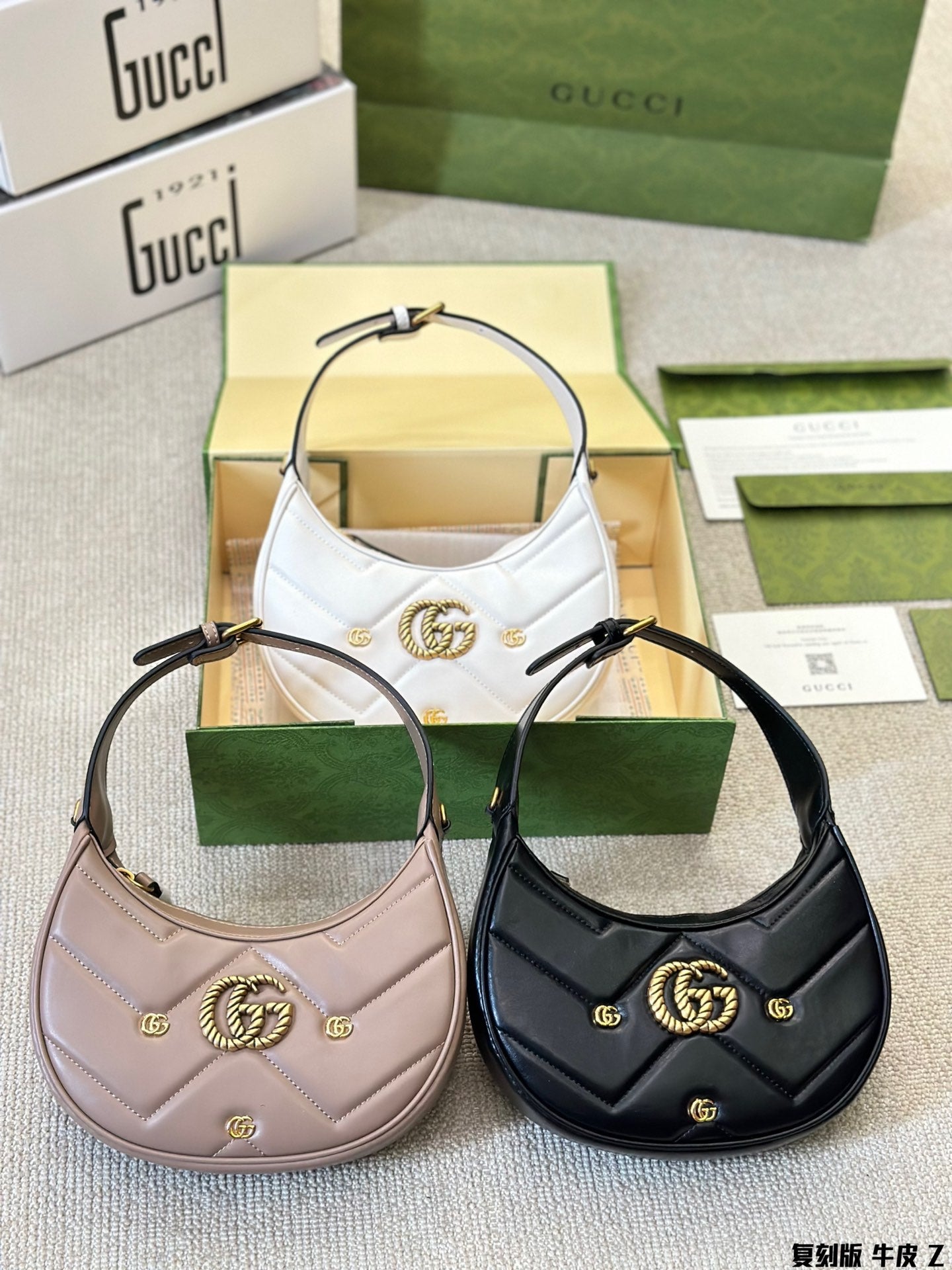 GG new arrival Marmont classic bag size: 20*12 cm