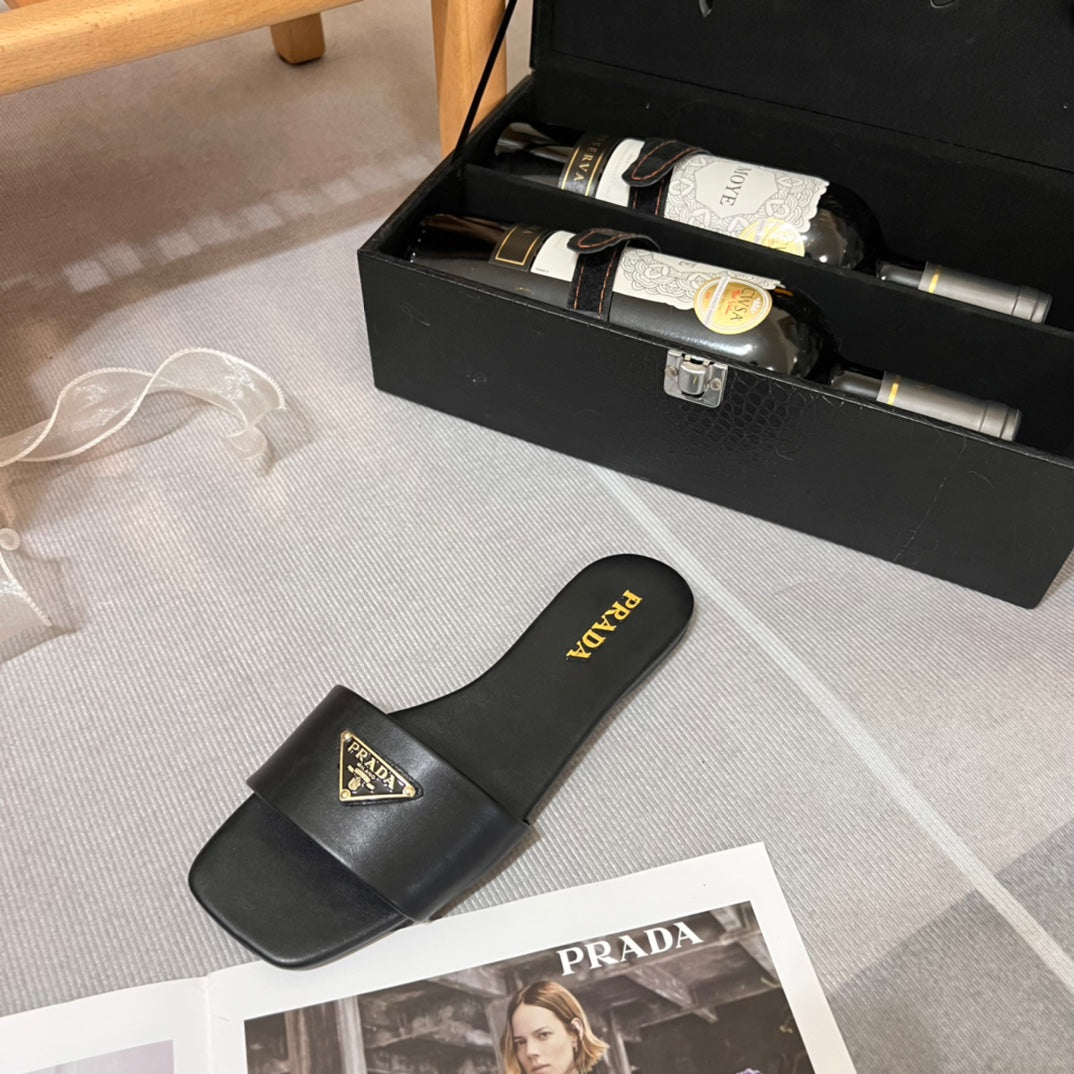 Pra new arrival women slippers