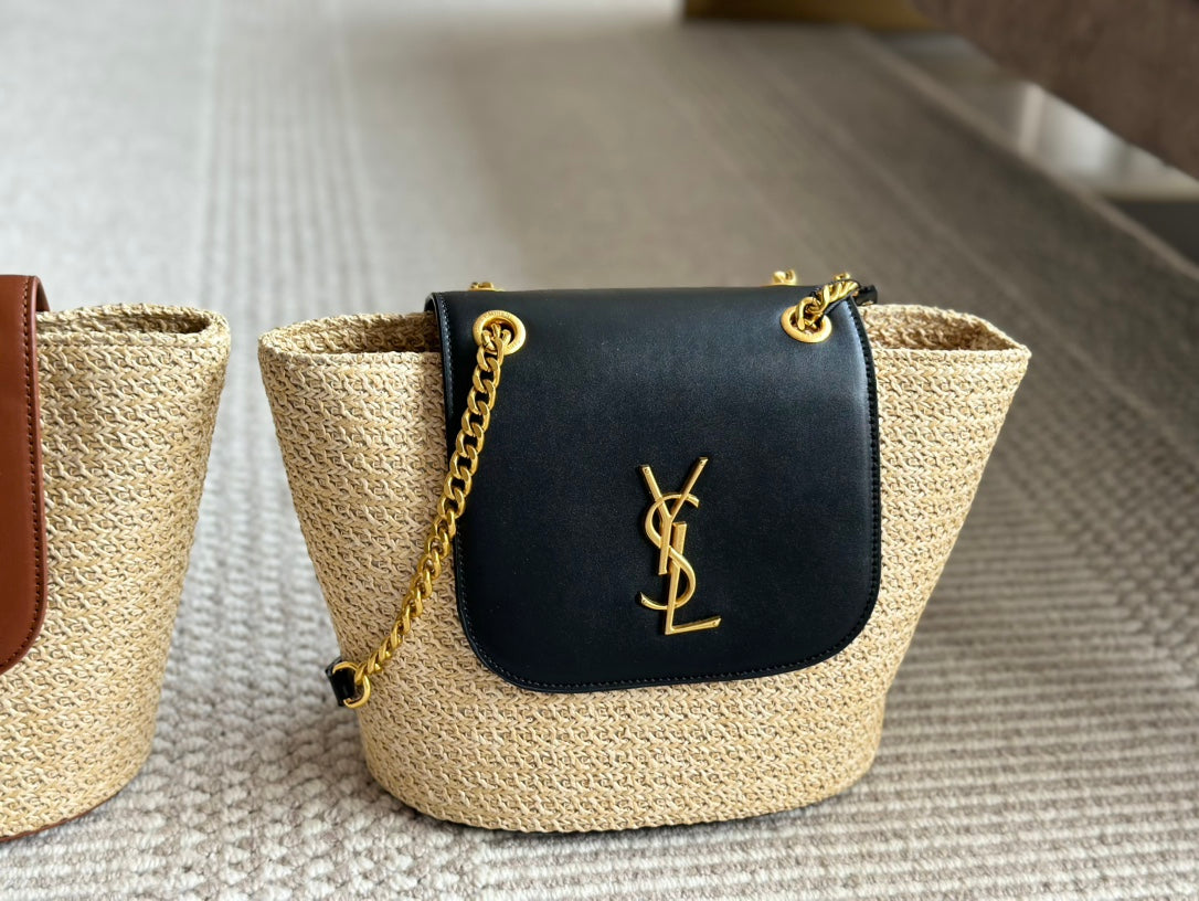 Y new arrival summer bag size:  23 * 20cm