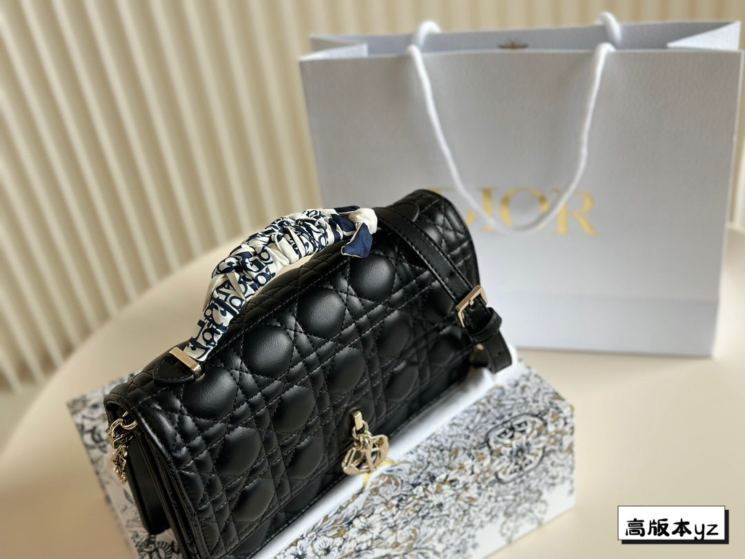 CD Miss 2024 new arrival bag size: 24*15cm