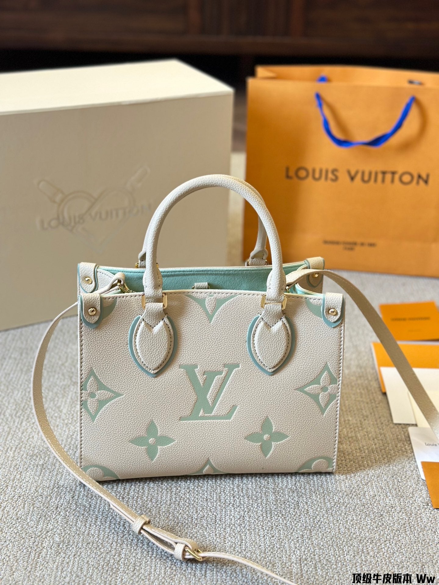 Louis Onthego new arrival tote bag