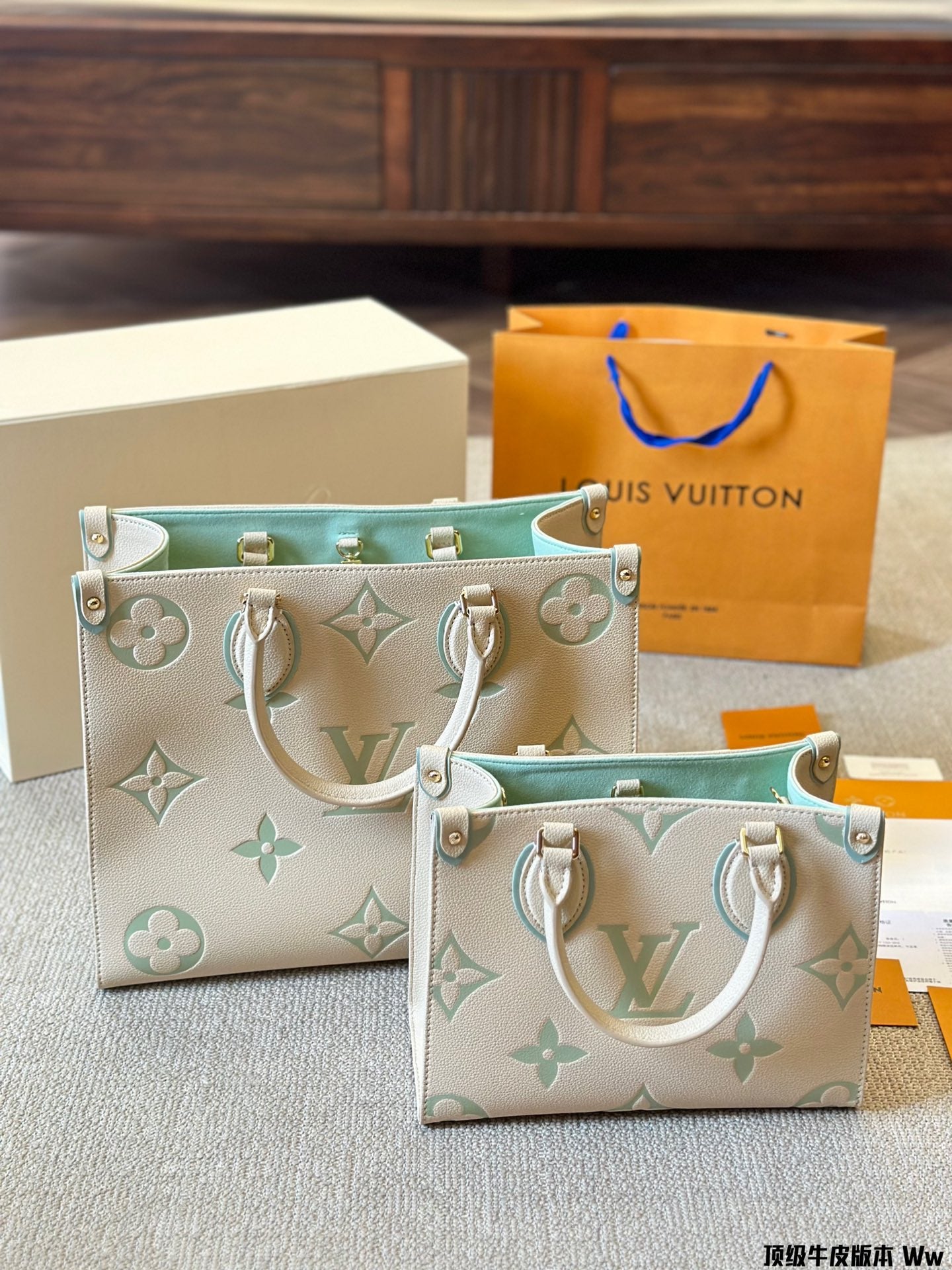 Louis Onthego new arrival tote bag