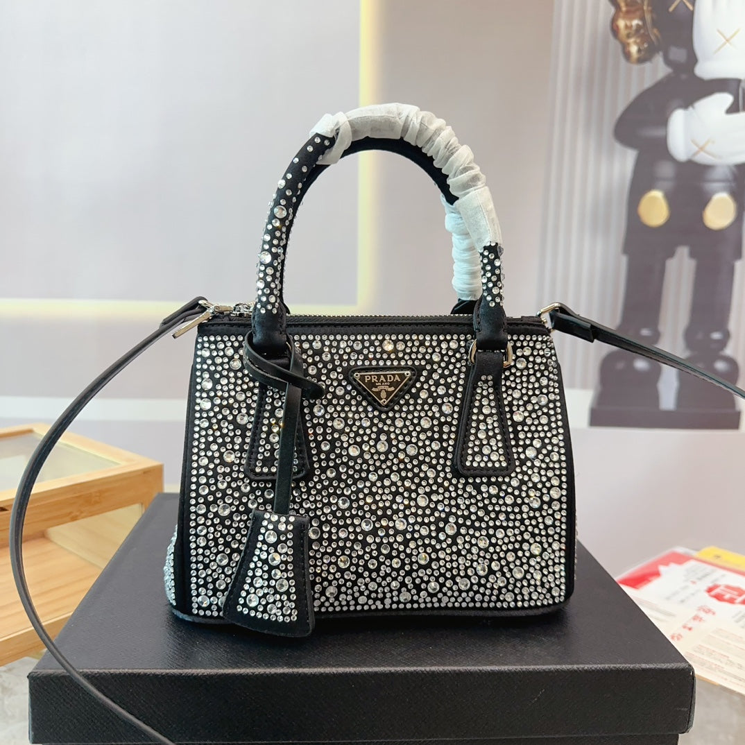 Pra new arrival blingbling bag size; 23*10*16cm