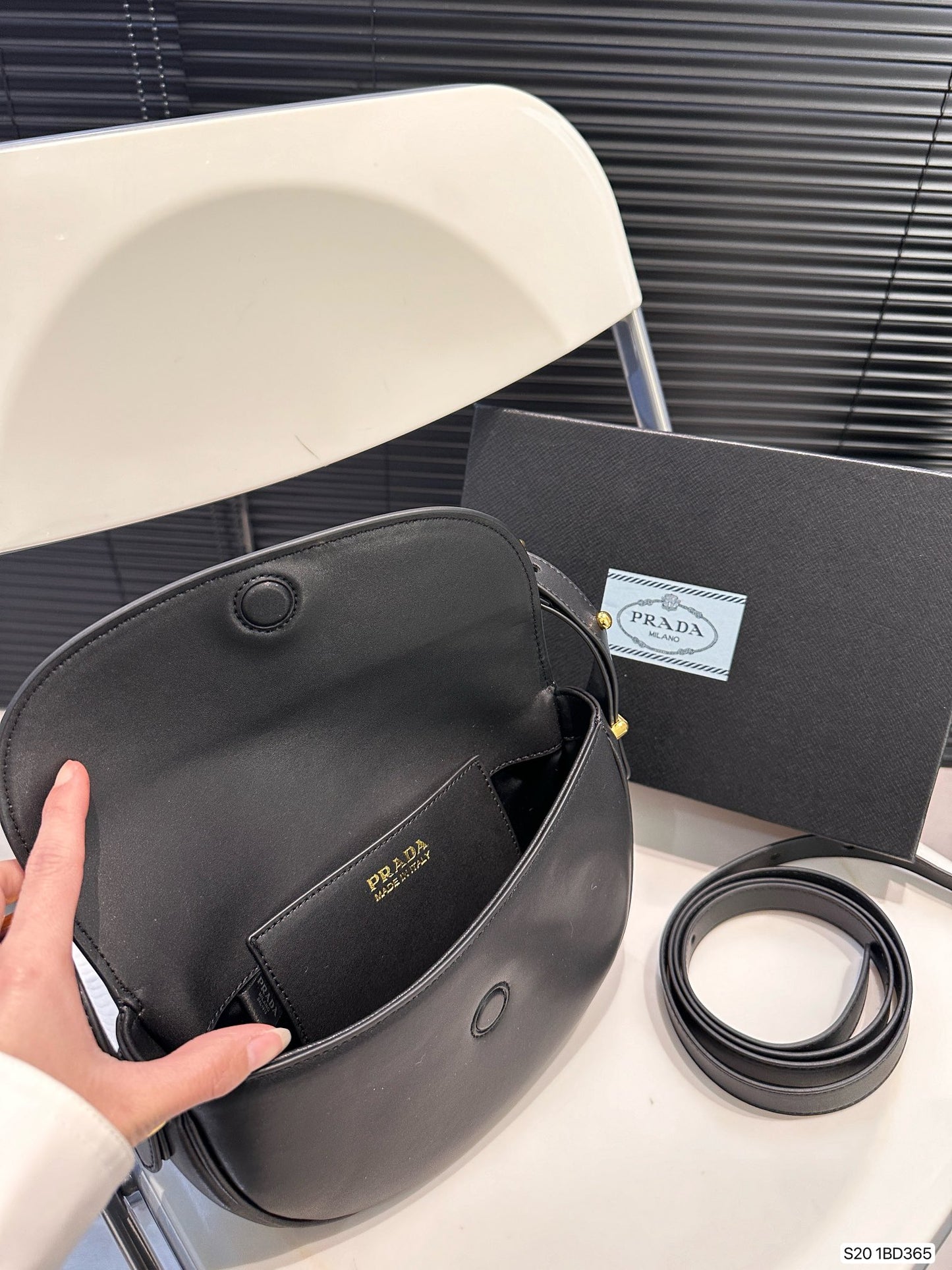 Pra new arrival bag size: 24 * 16 cm