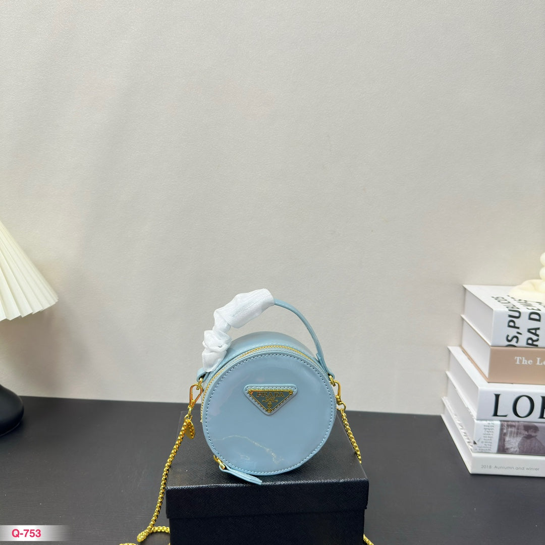 Pra new arrival bag wallet coin wallet size： 12*6*12cm