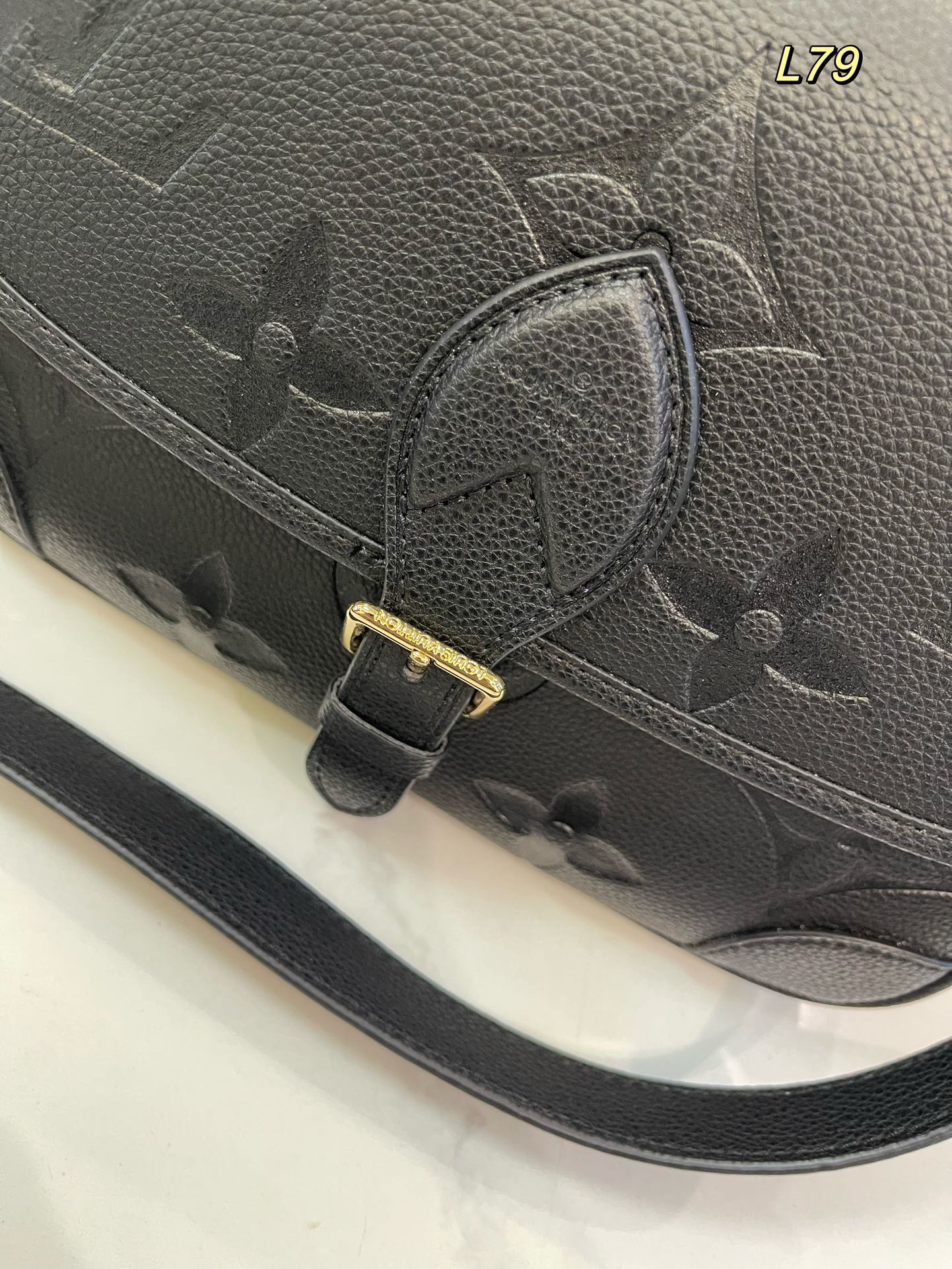 Louis new arrival Diane bag size：25*17cm