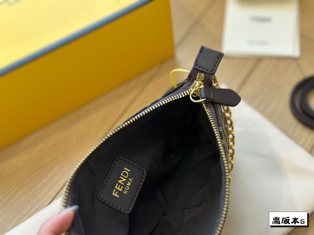 Fen new arrival bag size: 23*14 cm