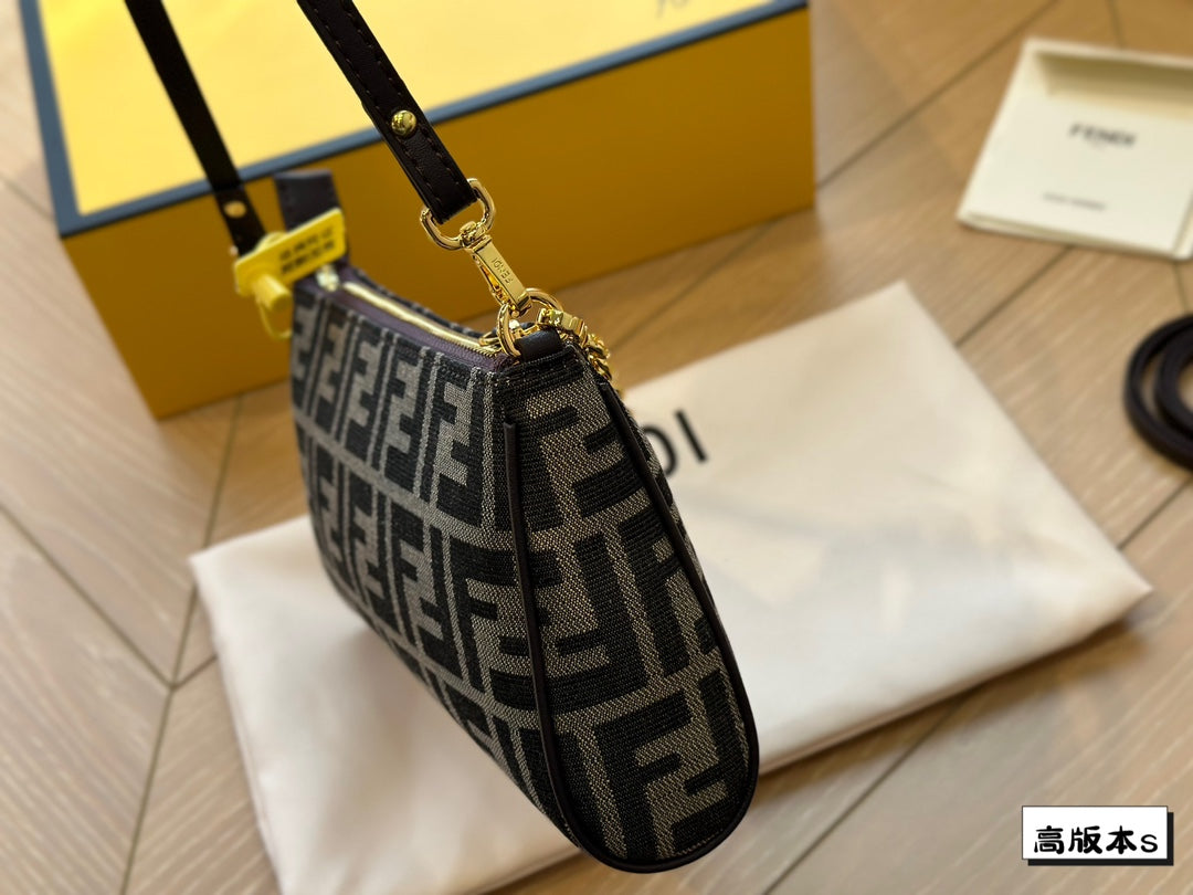 Fen new arrival bag size: 23*14 cm