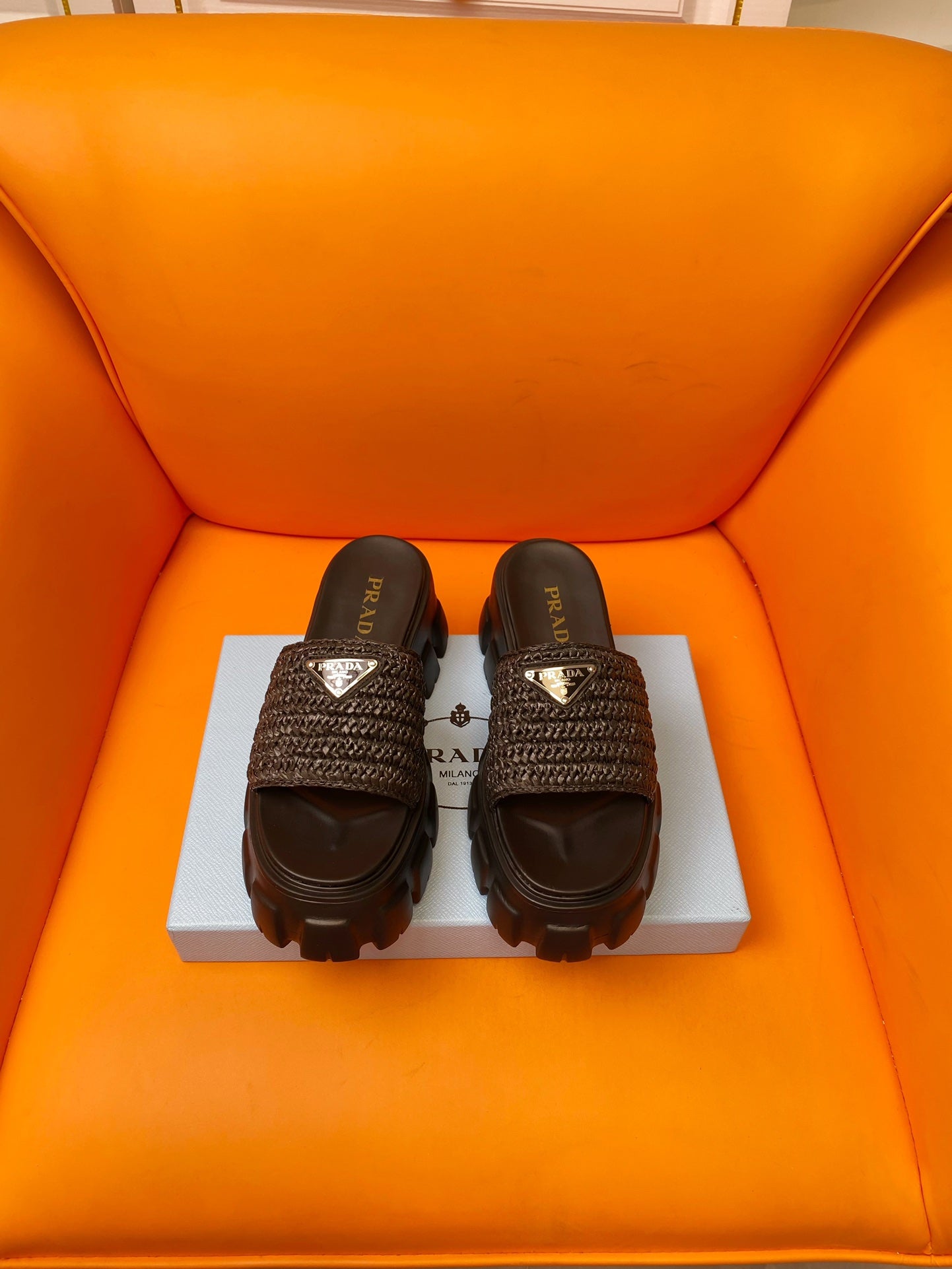 Pra 2024 new arrival women slippers