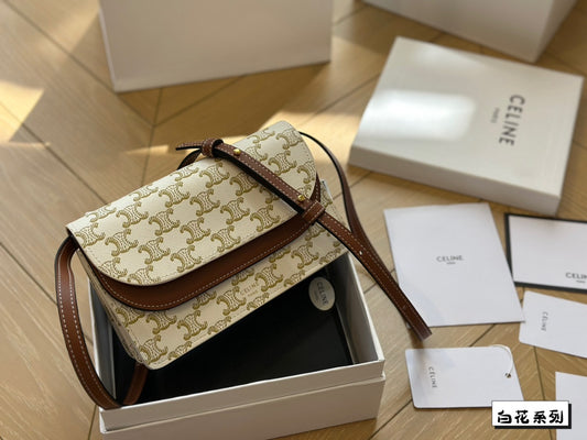 Ce new arrival bag  size: 20 cm