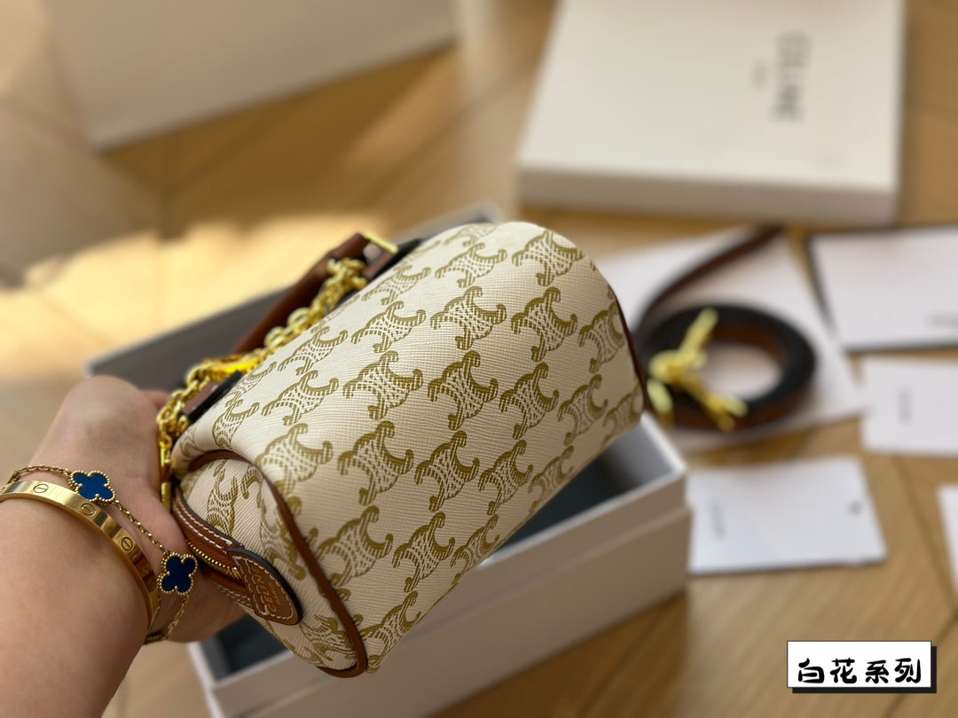 Ce new arrival boston bag size: 14*10 cm