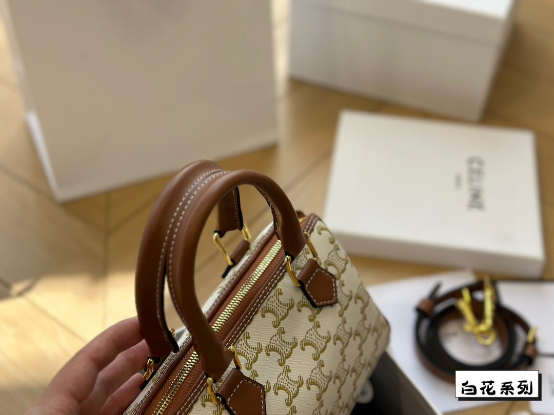 Ce new arrival boston bag size: 19*15 cm