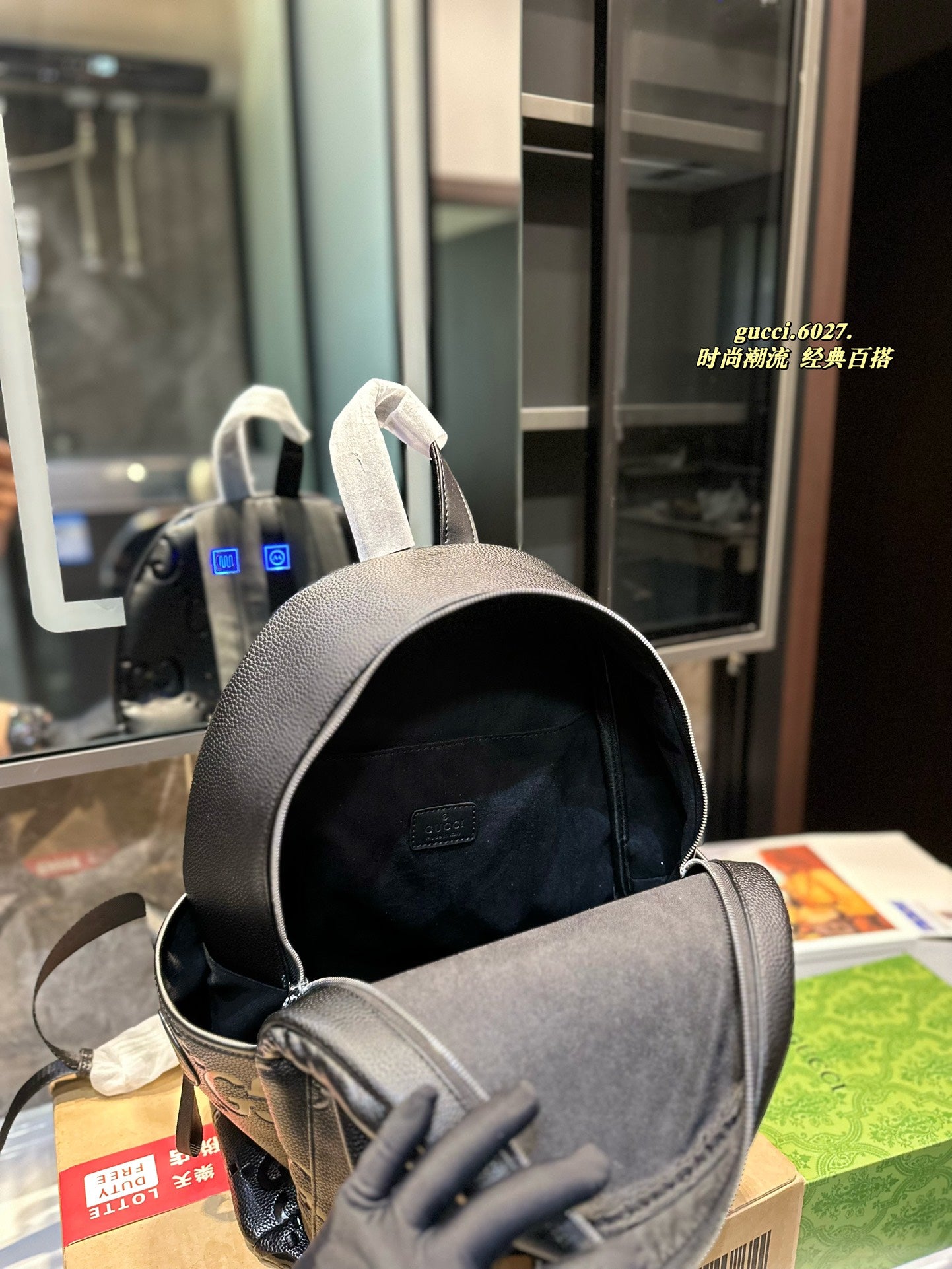 Gg new arrival backpack size: 30*13*40 cm