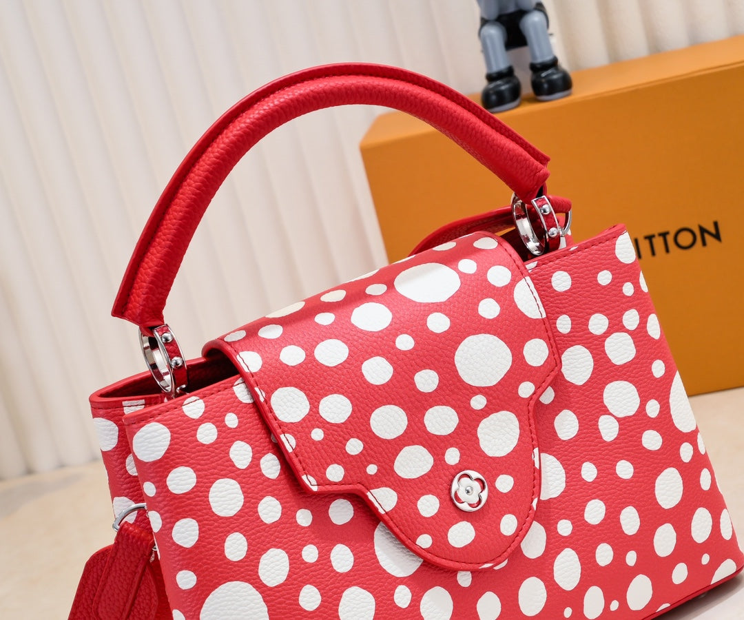 Louis x YK Capucines Taurillon new arrival bag size : 27 x 18 x 9 cm