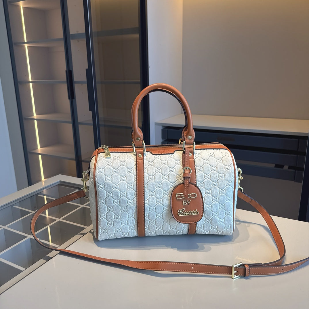 Gg boston new arrival traval bag size; 32*21*16 cm