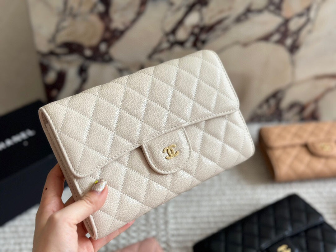 Cc new arrival woc caviar leather bag size: 20cm