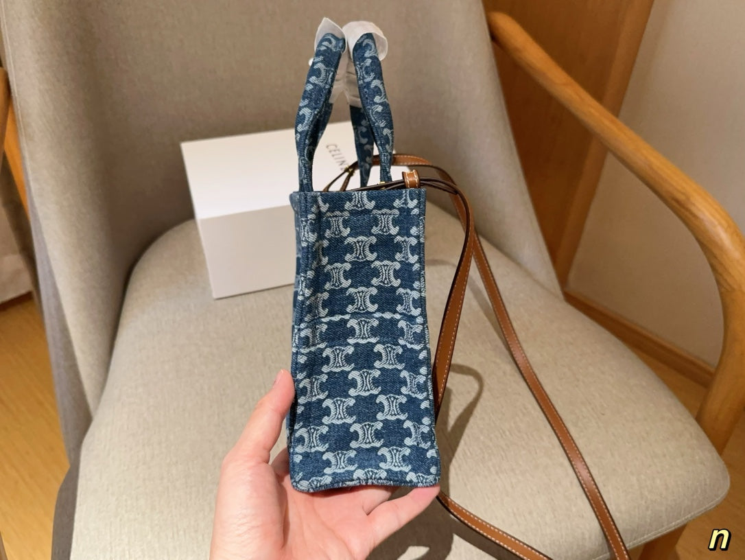 ce new arrival tote bag size: 24��18��9 cm