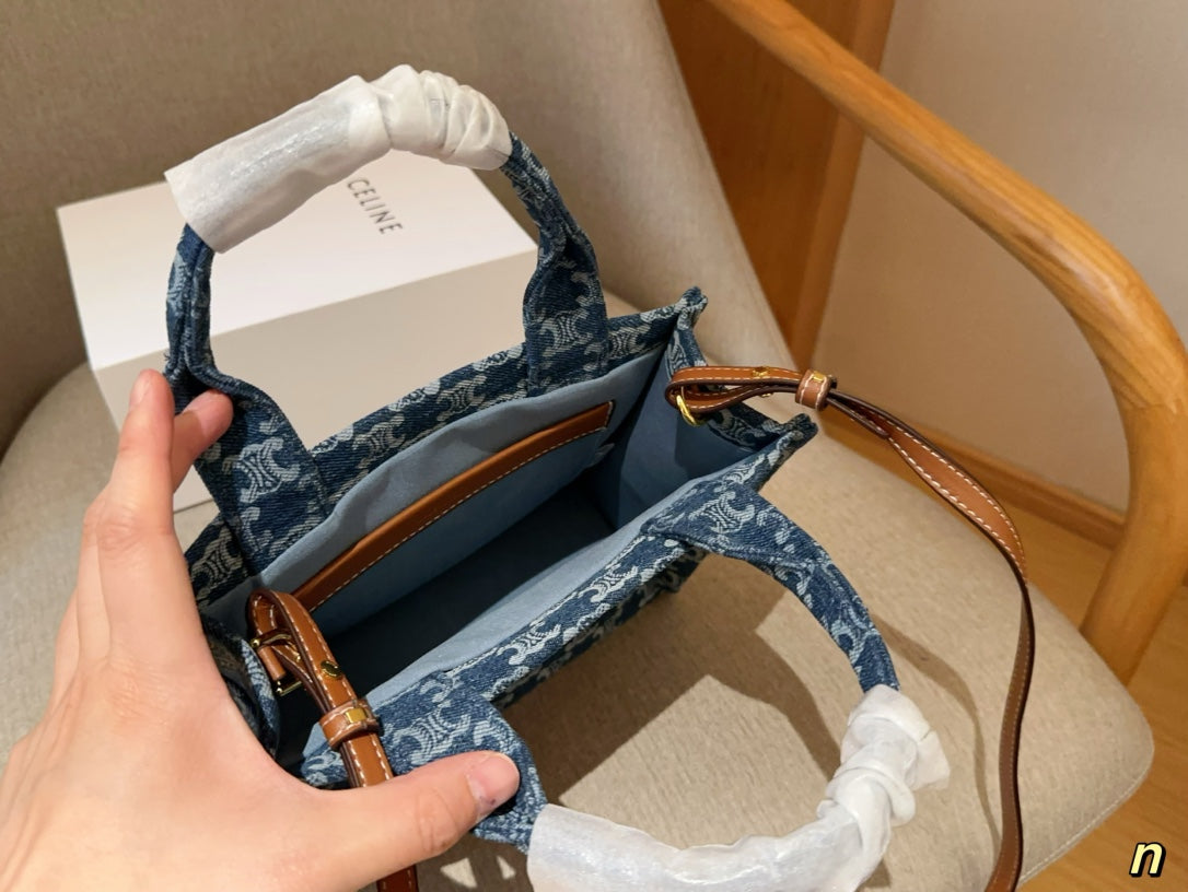 ce new arrival tote bag size: 24��18��9 cm