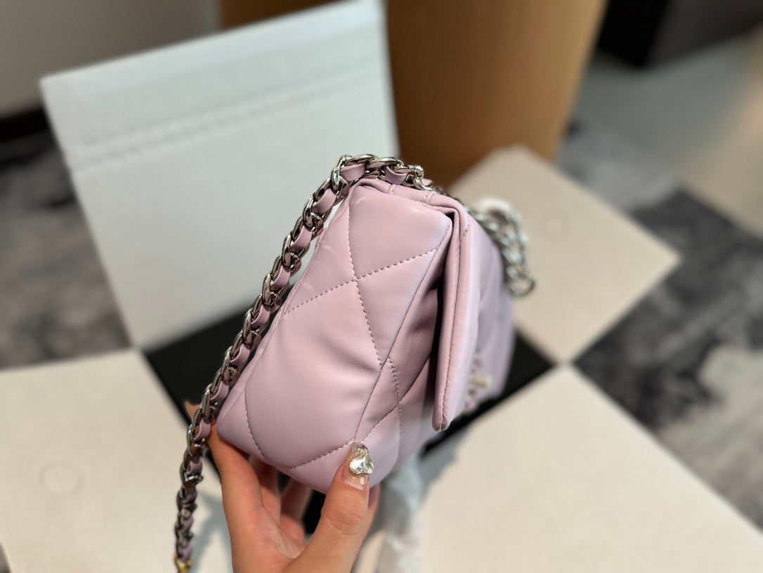 cc new arrival 19 bag size: 25 cm