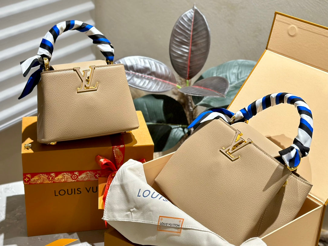Louis capucines new arrival bag 05