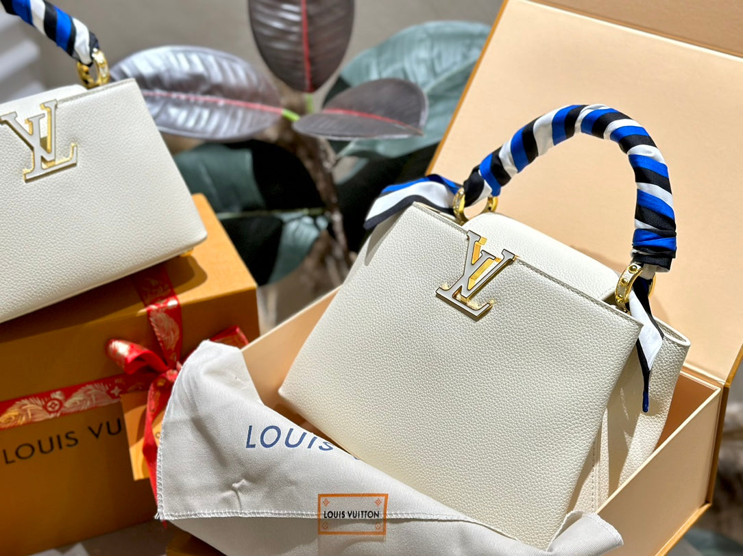 Louis capucines new arrival bag 05