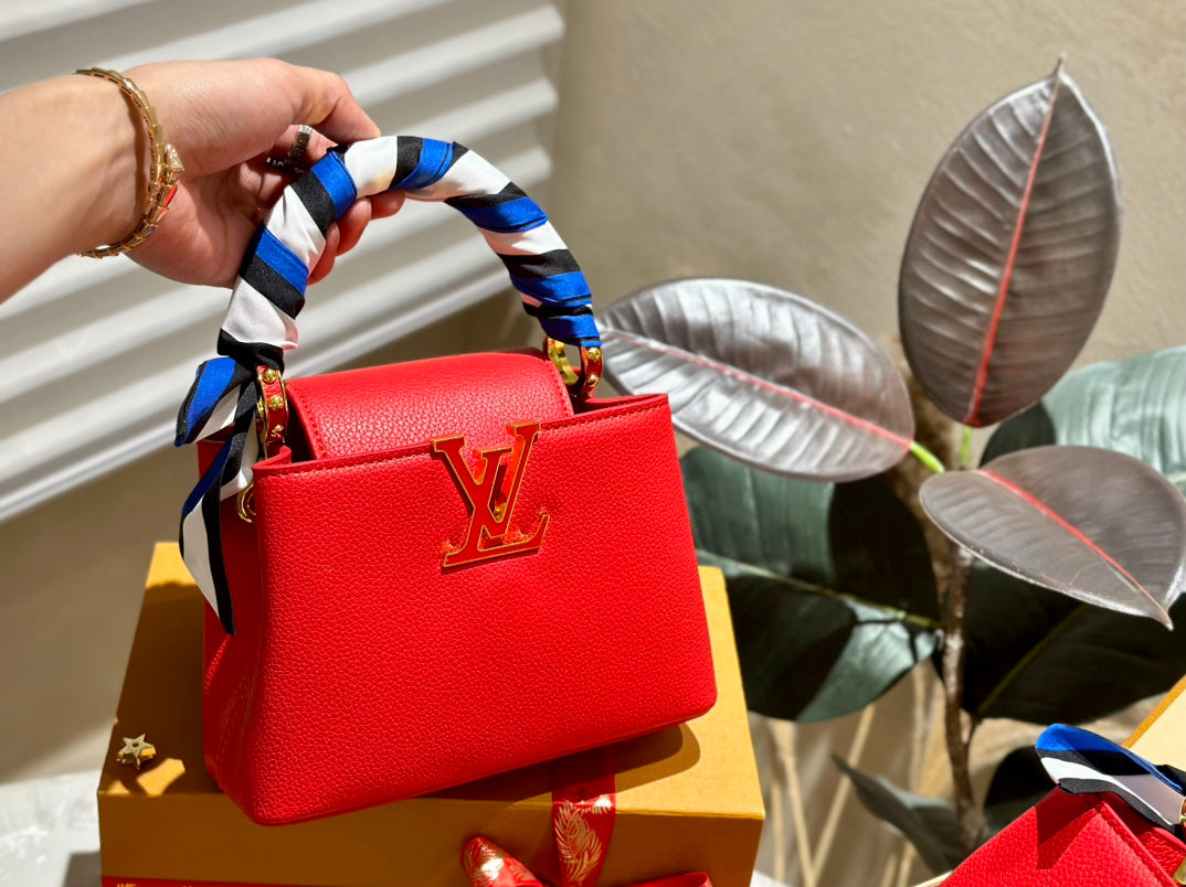 Louis capucines new arrival bag 05