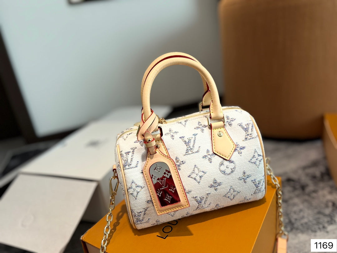 Louis new arrival speedy bag size; 20cm