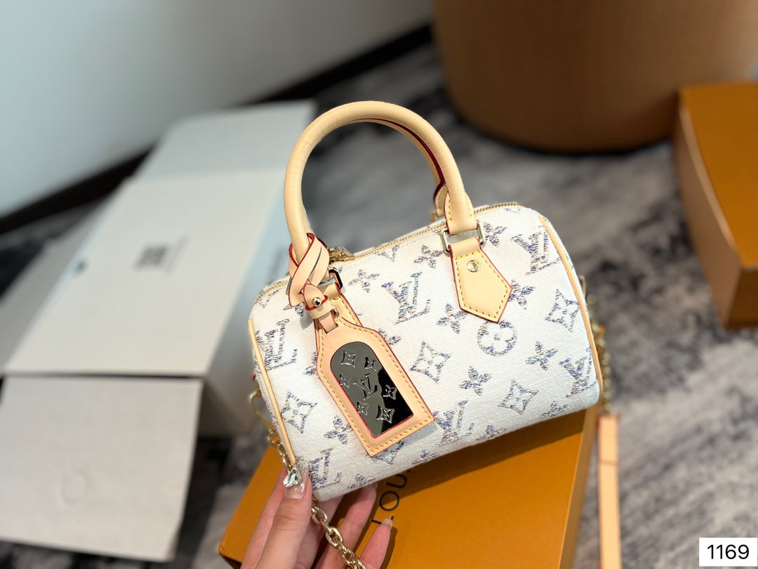 Louis new arrival speedy bag size; 20cm