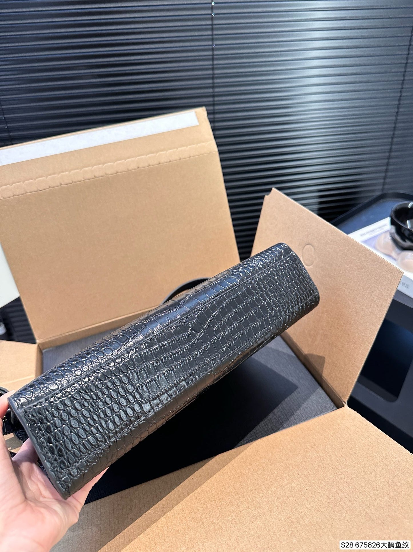 Y new arrival Manhattan bag size: 29 * 22 cm