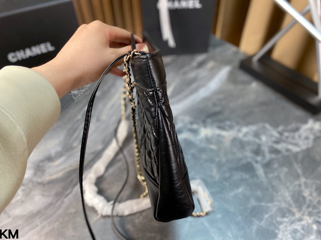 CC new arrival 31bag mini bag size: 23*19cm