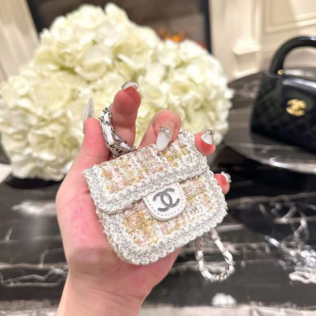 Cc nw arrival mini key chain purse