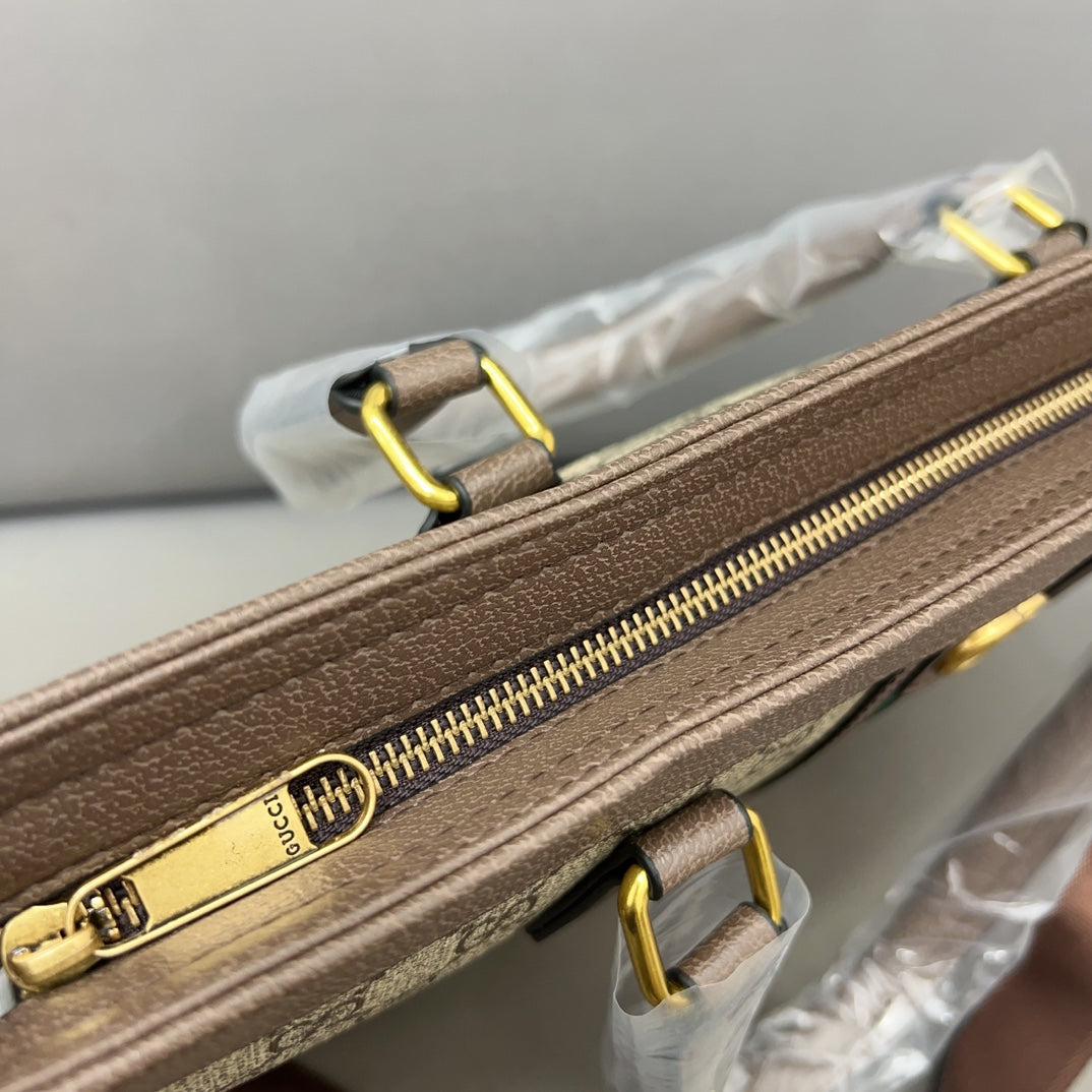 GG new arrival men and women handbag 02 size:  28 x 38 cm