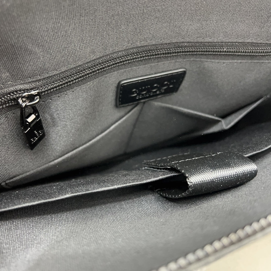 GG new arrival men and women handbag size:  28 x 38 cm